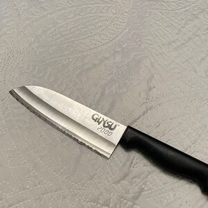 GINSU 2000 Serrated Carving Knife High Carbon Stainless Steel Blade
